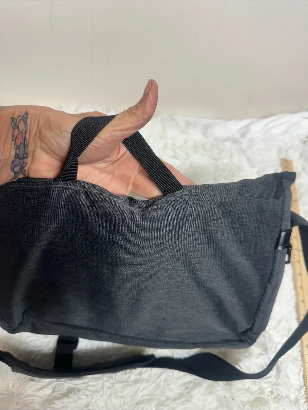 SwissGear stylish messenger